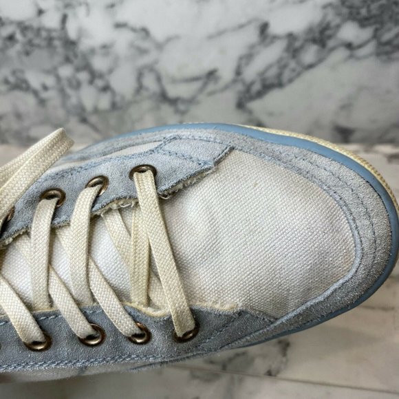 CHANEL 08C Suede Logo CC Low-Top Sneakers - Picture 11 of 12